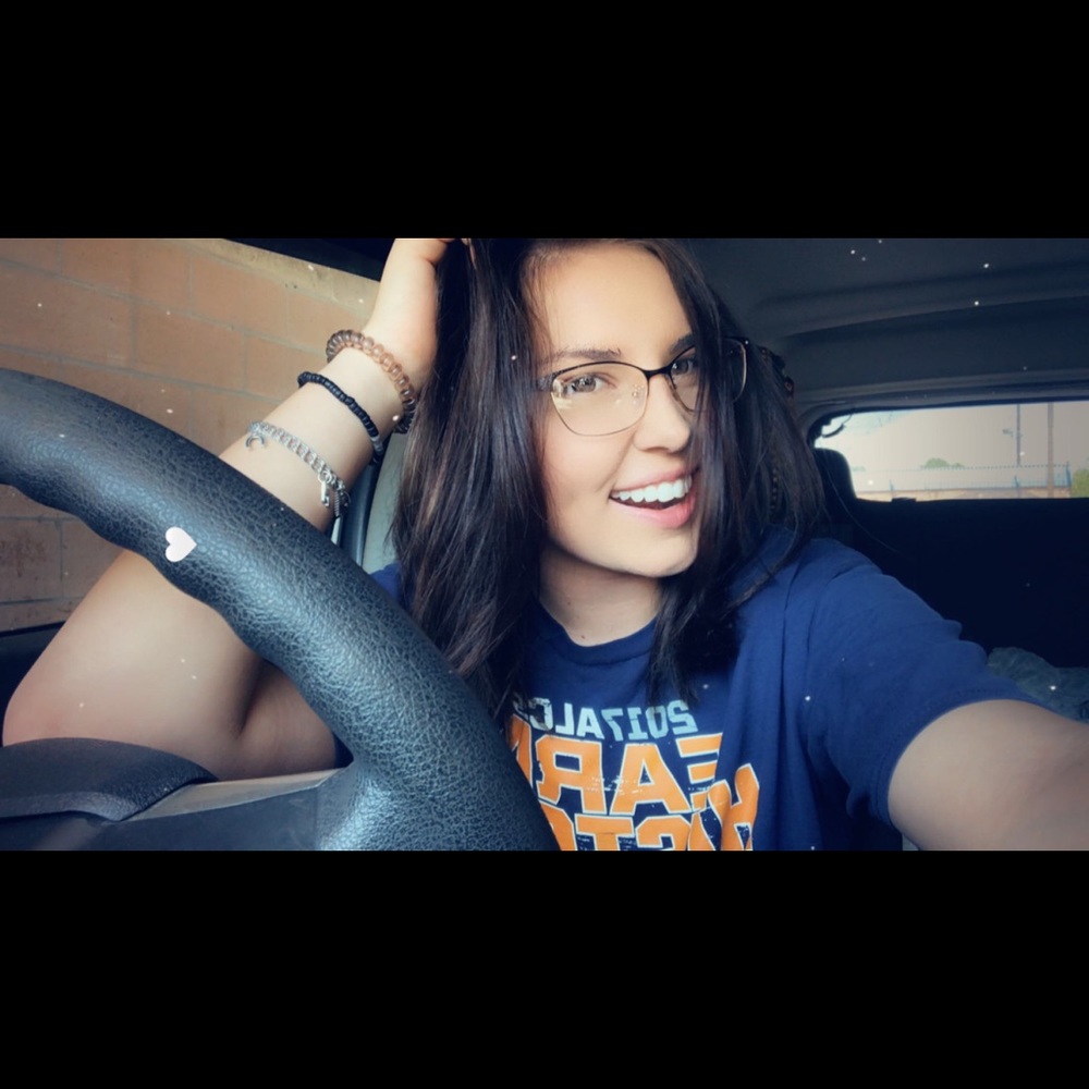 Meet your Posher, Alex